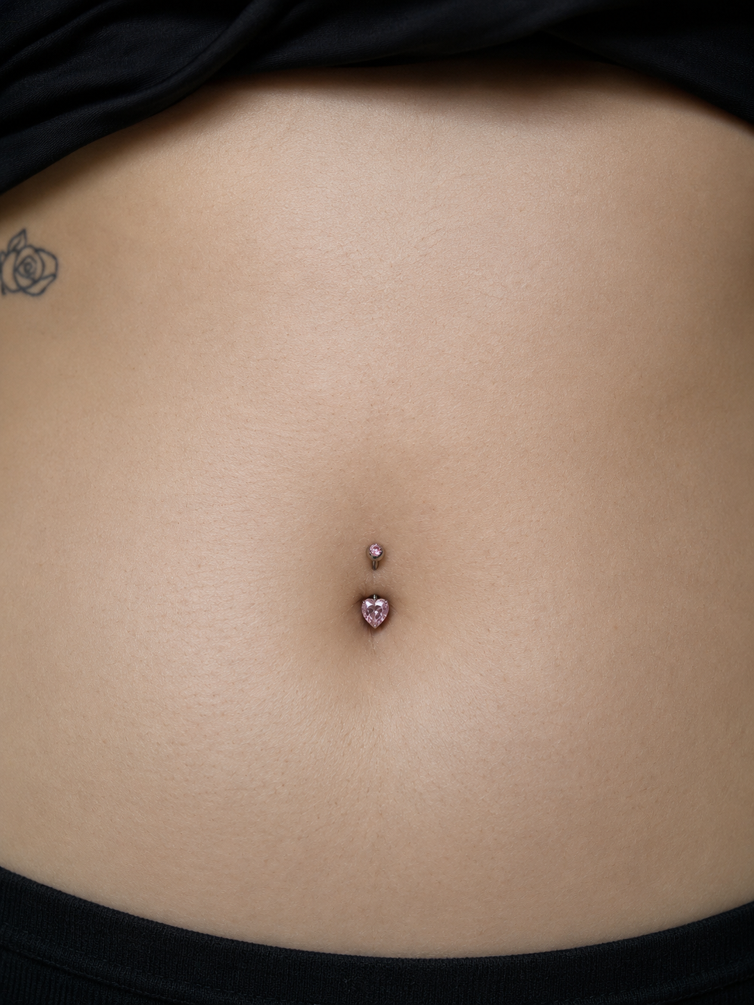 Piercing de Umbigo Rosé em Titânio