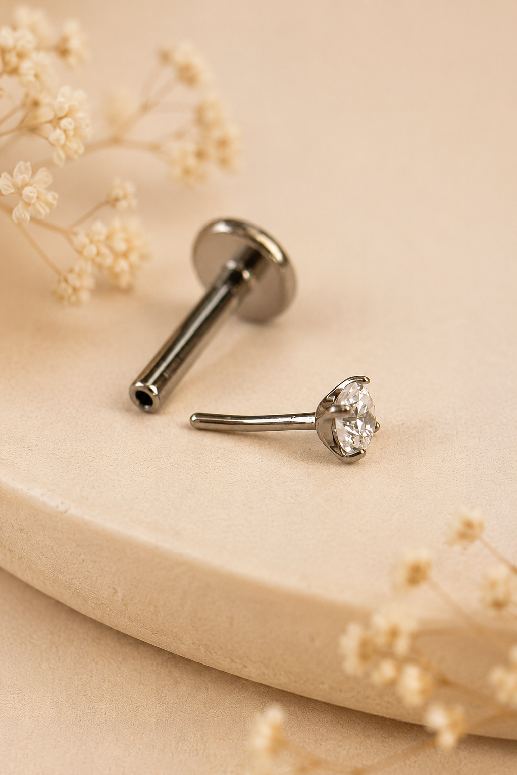 Labret Ponto de Luz Push Pin Titânio