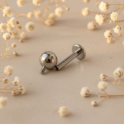Labret Tradicional Titânio