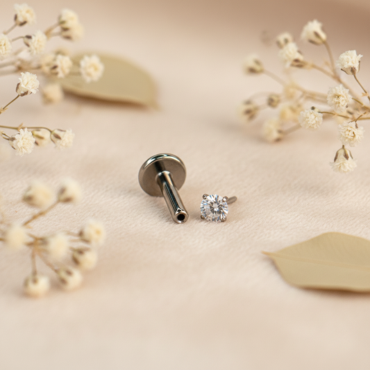 Labret Ponto de Luz Push Pin Titânio